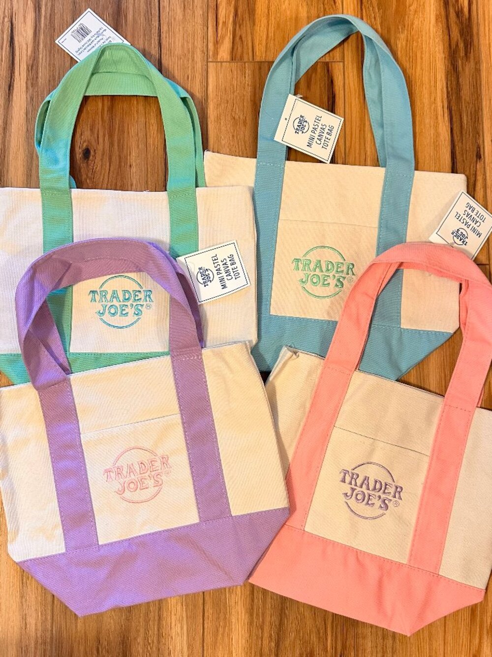 Trader Joe’s mini tote bags, set of 4 bags - New